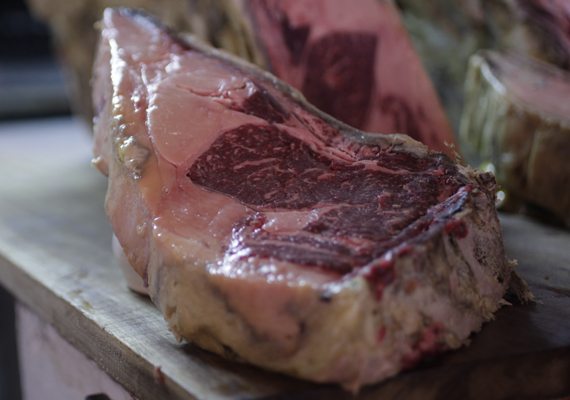 Si por algo nos caracterizamos aparte de por nuestra carne es por nuestra inclreible localización.